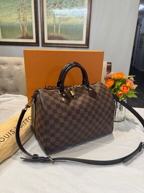 Authentic Louis Vuitton Brown Damier Ebene Bandoulier 30